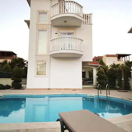 Liya Villa