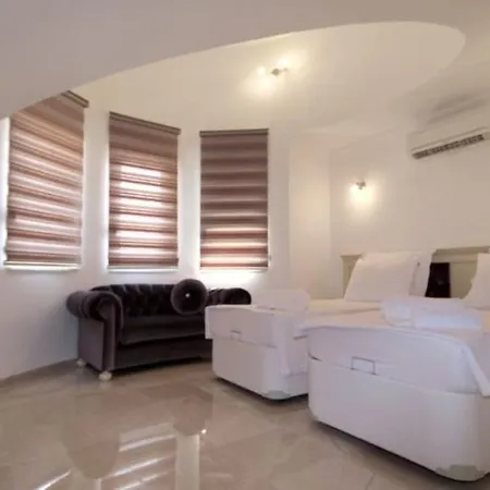 Liya Otel 4*